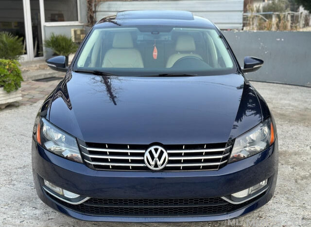 
								VW PASSAT 2012 2.5 full									